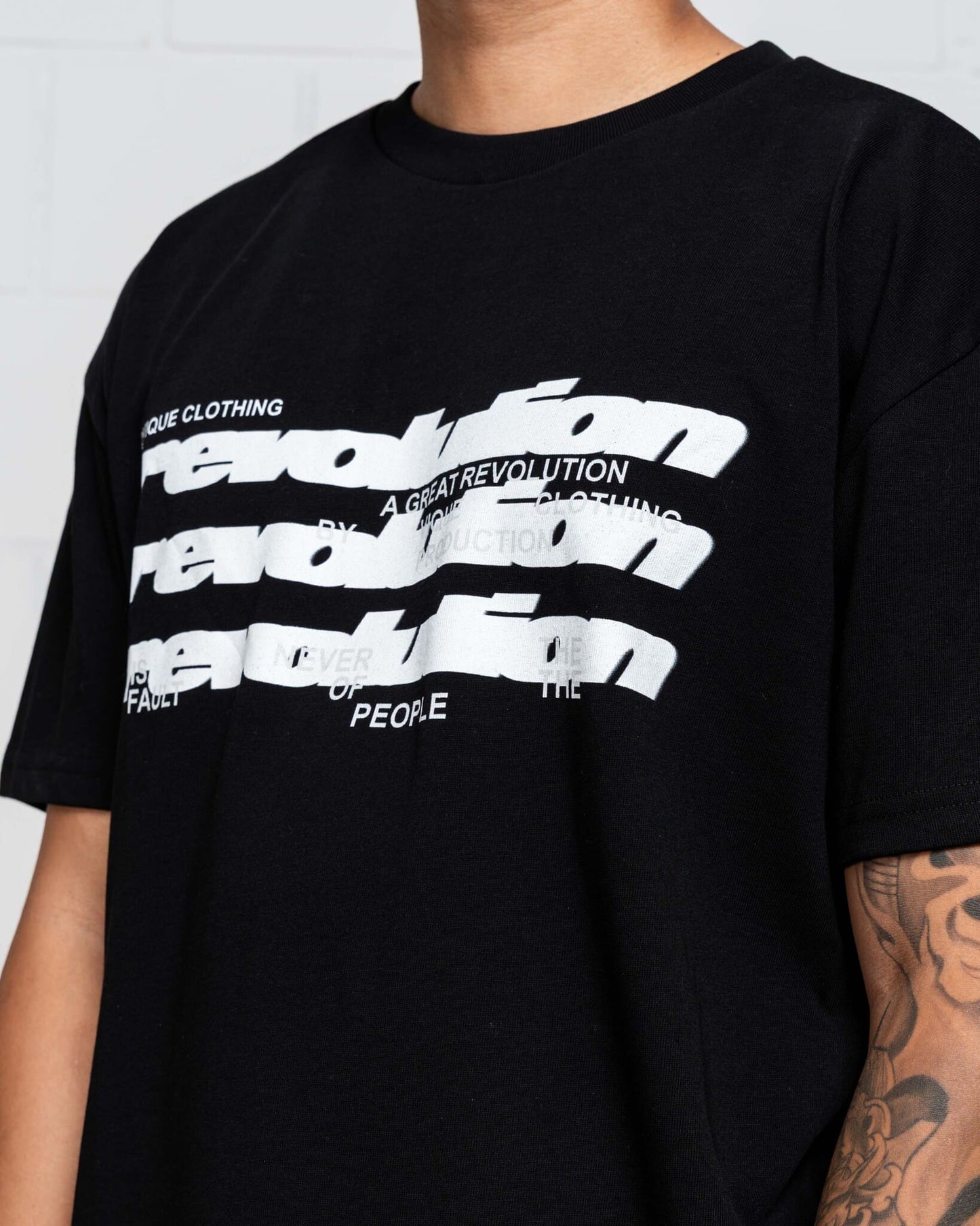 REVO TEE