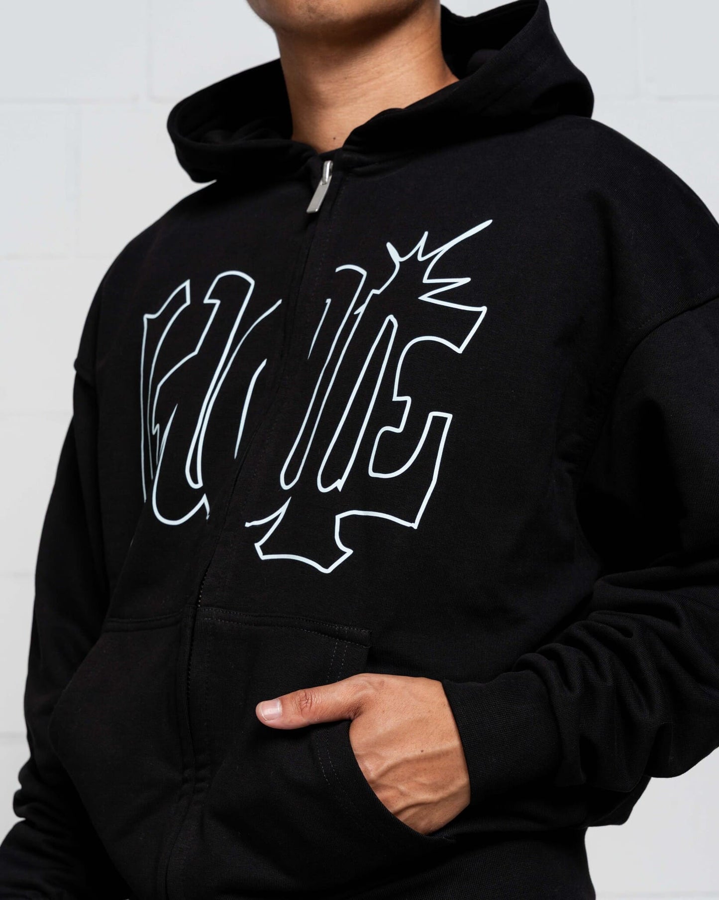 BLACK SPRAY ZIPPER