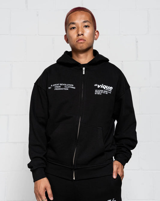 STRIVE ZIPPER